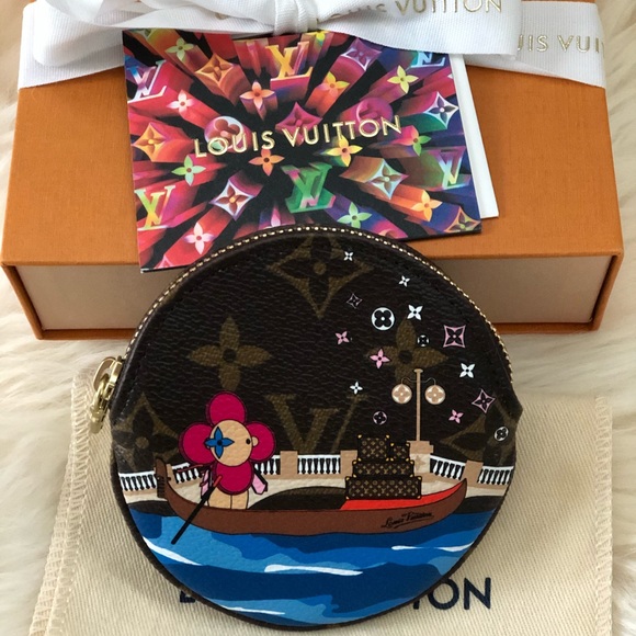 Louis Vuitton Handbags - *SOLD* New Louis Vuitton Xmas Animation Round Coin